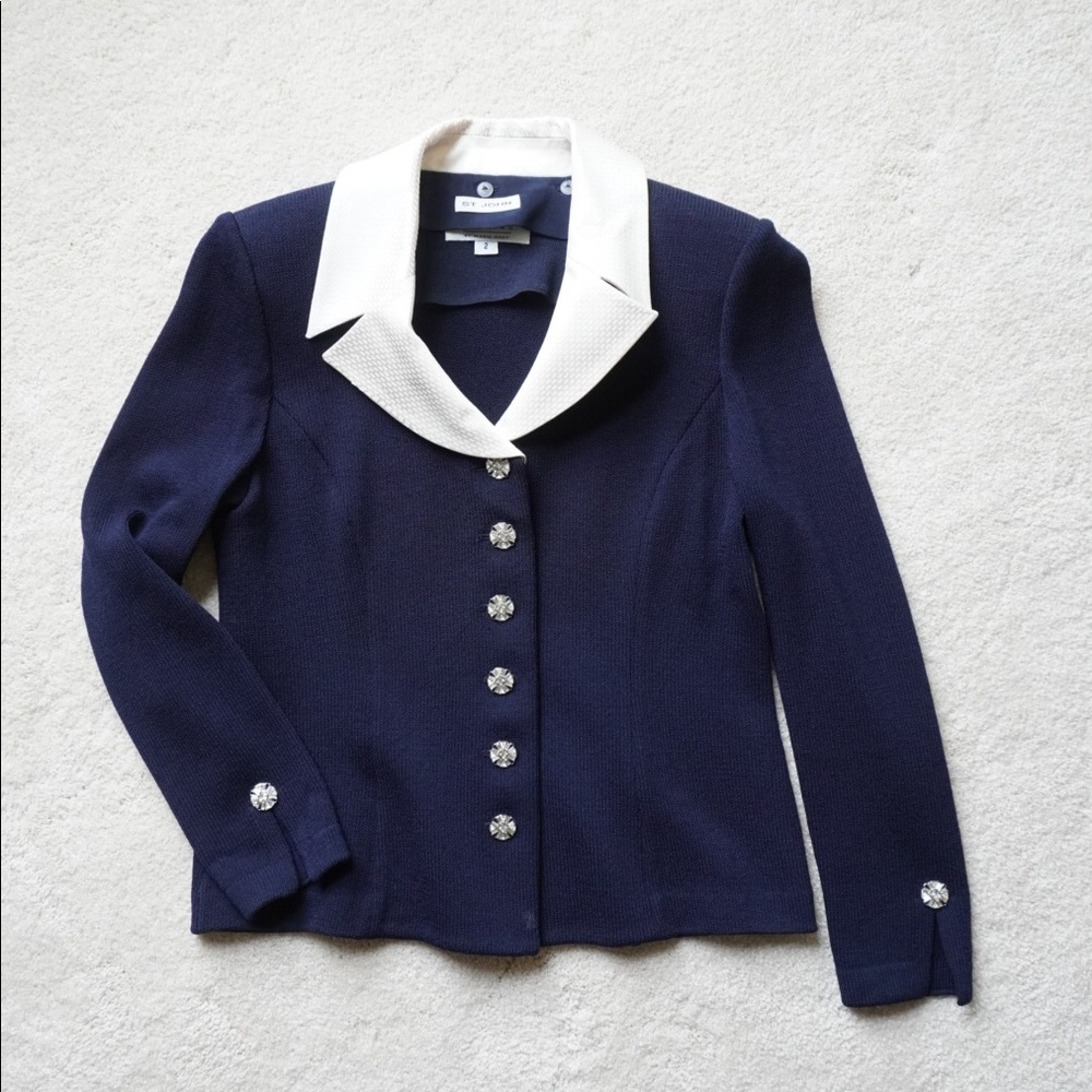 St. John jacket detachable collar